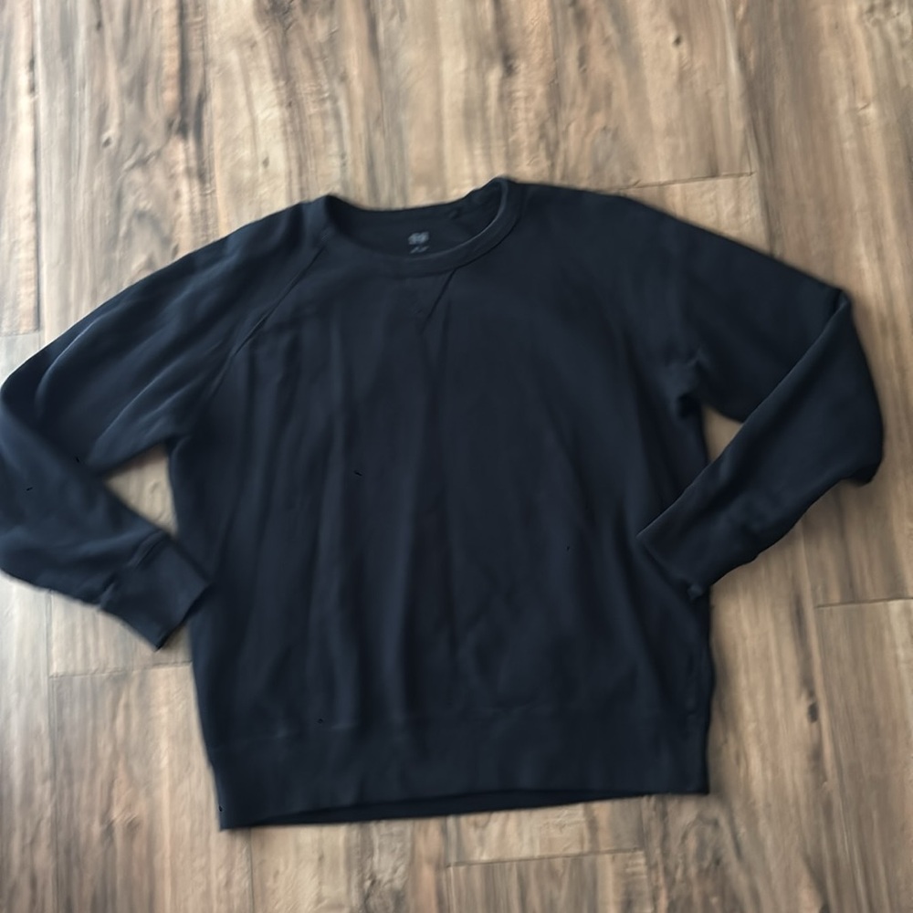 Uniqlo Plain Black Sweater Large Casual Everyday School Clothes Crew 100% Cotton